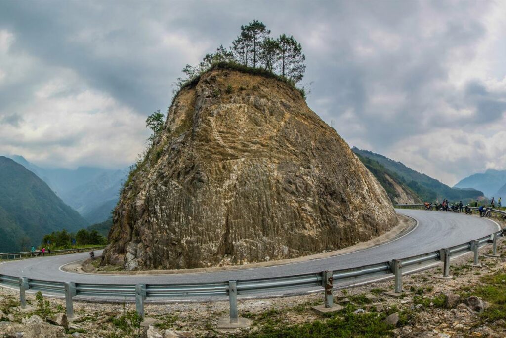 tram-ton-pass-4-1024x684-2 Tram Ton Pass